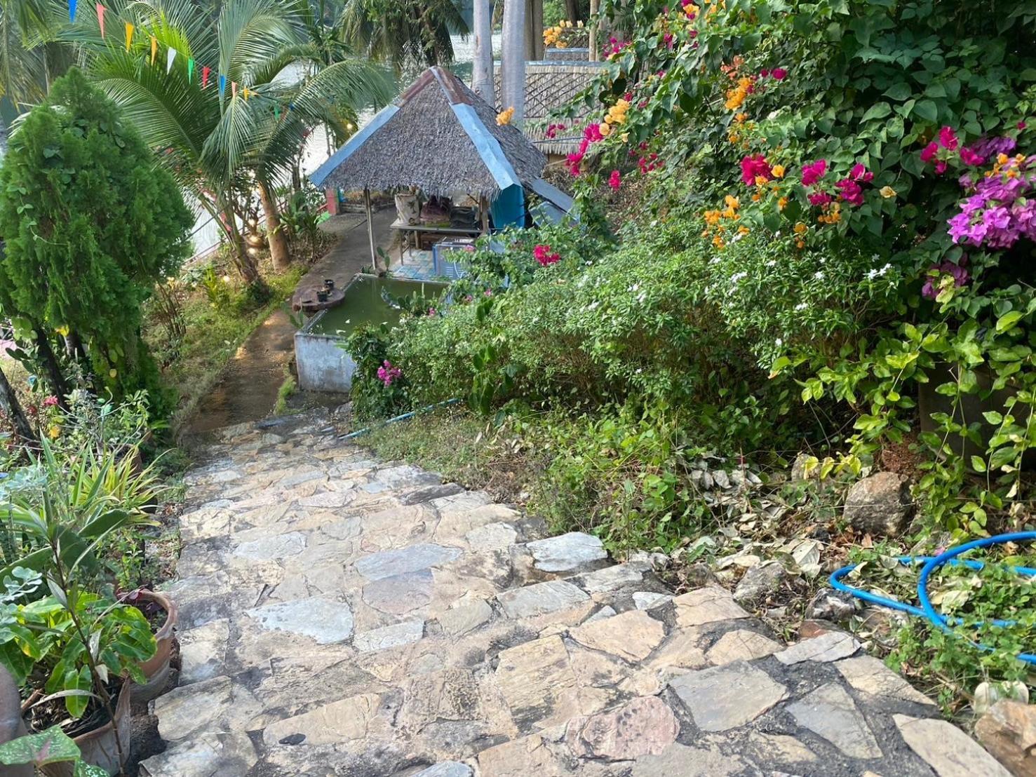 แพจิตรธาดาธารน้ำ Hotel Tha Kradan Exterior foto